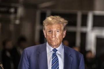 Mirišite kao Trump: Evo što dobijete za više od 200 eura u bočici sa zlatnim kipićem