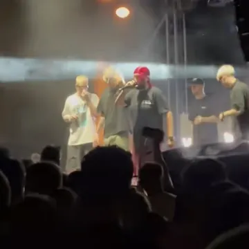 'Halo, buraz, što bacaš?!' Hiljson Mandela zaustavio koncert zbog neočekivanog ispada
