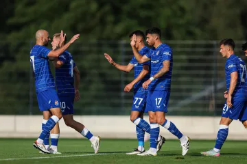 Dinamo zaigrao u novom dresu: Pogledajte kako novo plavo ruho izgleda u akciji