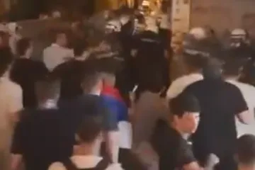 Žestoki obračun specijalaca i prosvjednika, UN sve gleda, a Vučić tvrdi: 'Nije zbog mene'