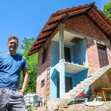Amerikanac otkrio kako napreduje uređenje kuće koju je kupio za samo 5 tisuća eura u Zagorju