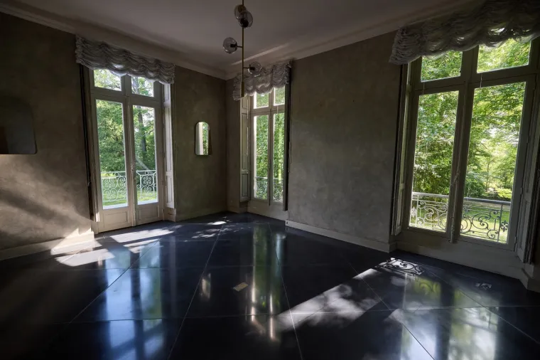 Prodaje se Lagerfeldova vila blizu Pariza: Znate li koliko vrijedi?