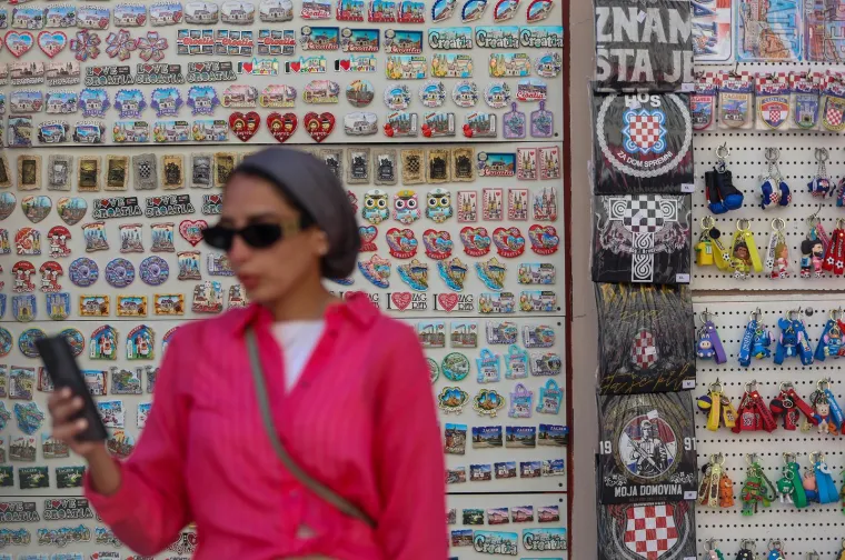 Cijene deru jače od bas-gitare: Fan zona za Thompsonov koncert šokira iznosima