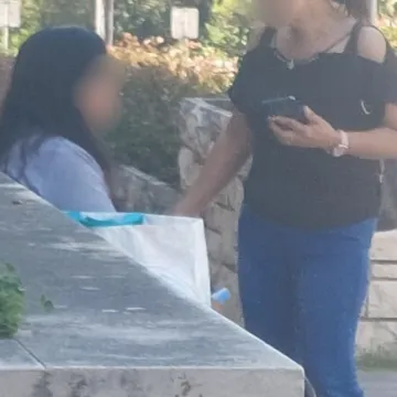 Filipinka koja se porodila i ostavila svoju bebu u košari, puštena iz istražnog zatvora