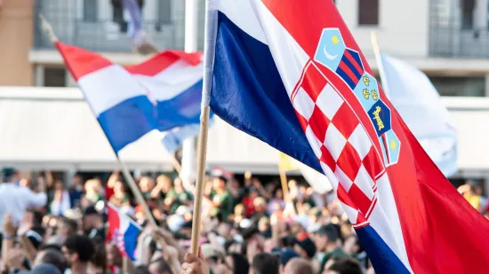RTL Danas donosi: Hrvati žele uključiti imigrante u društvo, a što je s kunom i jesu li svi političari isti?