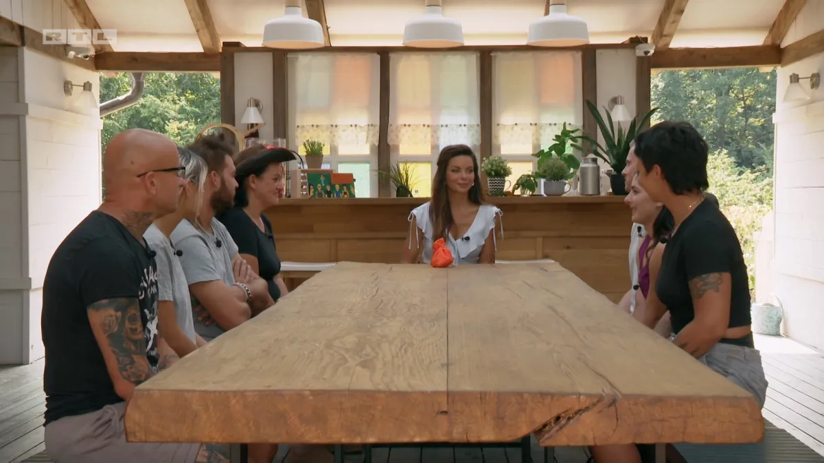 Težak dan na 'Farmi', kalkulacije unijele razdor u kuću: 'Ispala sam najveća zmija jer sam napravila ono što su svi htjeli'