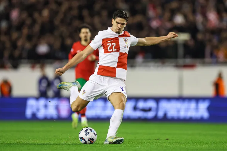 Dva Bundesligaša zainteresirana za Vatrenog kojeg želi i Dinamo