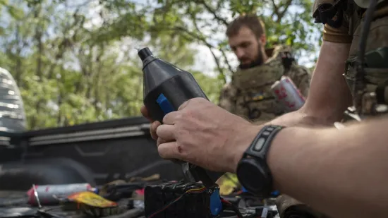 Strašne optužbe: 'Rusi bacaju agense za gušenje iz dronova na rovove'
