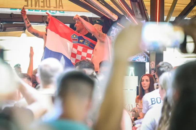 Nastupila zabrana oko Hipodroma, na Bundeku utihnula glazba: 'Kiša natopila kablove'