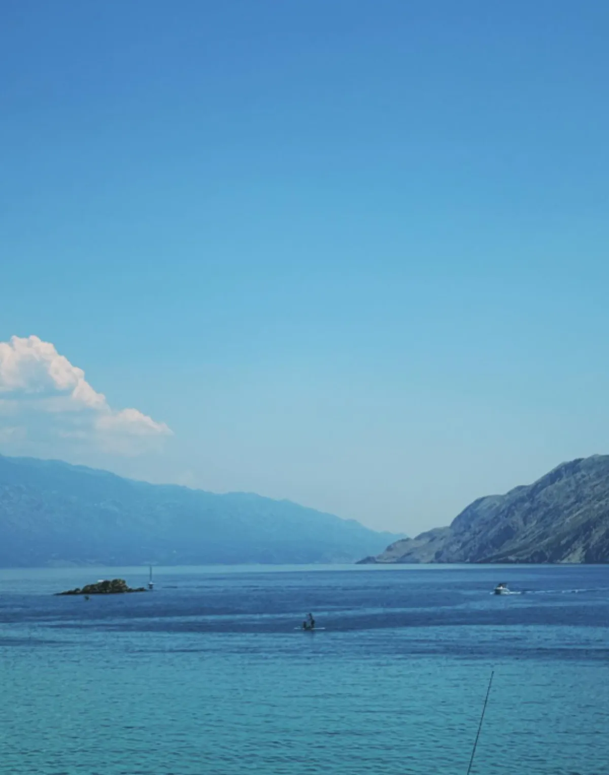 Ella Dvornik u kupaćem kostimu osvojila jednog fana: 'Nije dovoljno vruće pa dižeš temperaturu'