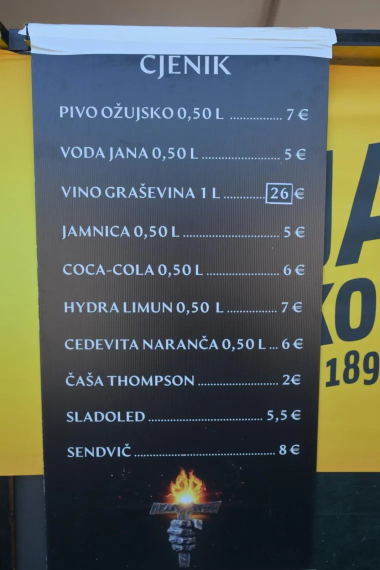 Brutalne cijene u fan zoni na Bundeku: Mnoge je najviše šokirala cijena cheesburgera