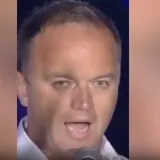Pogledajte kako je ministar Šipić molio Maranathu na Thompsonovom koncertu 2015.