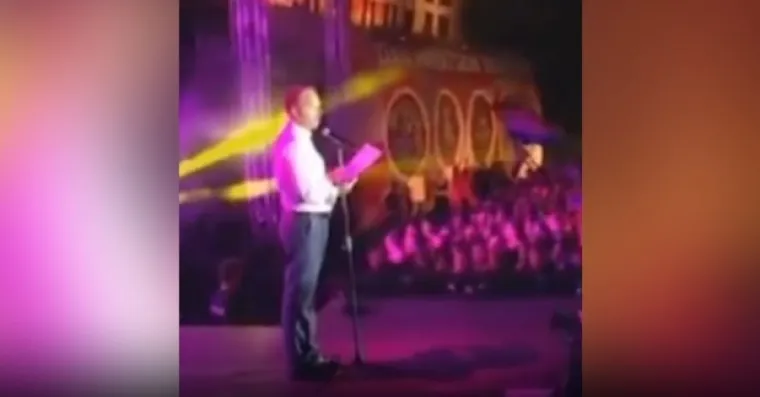 Biskup molio na koncertu Thompsona, a pogledajte kako je isto to učinio sadašnji ministar prije 10 godina