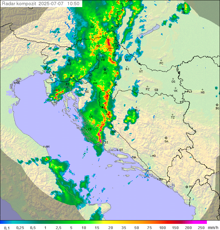Oluja stiže na istok Hrvatske, poslane poruke upozorenja; Zagreb poharalo nevrijeme