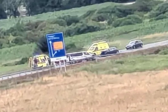 Teška frontalka u Zagorju, sudarili se kombi i dva auta: U bolnici završile tri osobe