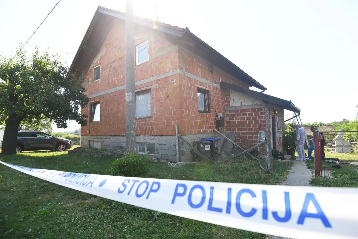 Ovo je 'Mančo' (29), osumnjičen da je sjekirom ubio vlastitu majku: Šutio je na ispitivanju