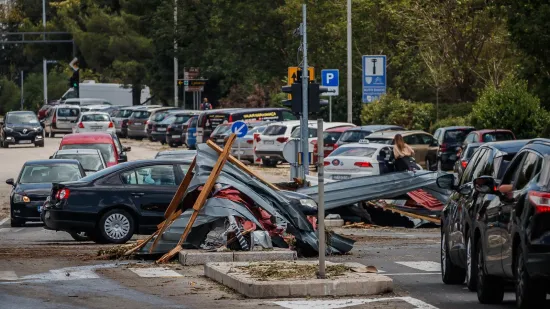 Prizori strašni, a šteta na svakom koraku. Ovo je nevrijeme napravilo automobilima
