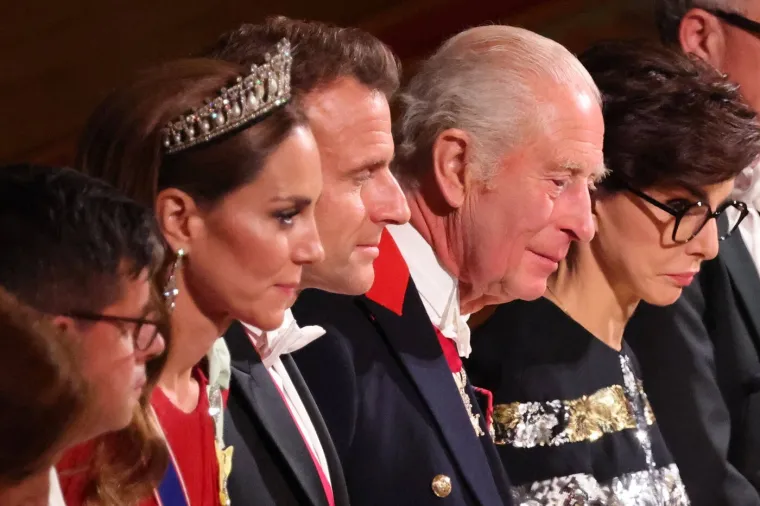 Supruga mu opalila šamar, a Macron nastavlja po svome! Pogledajte kako namiguje Kate