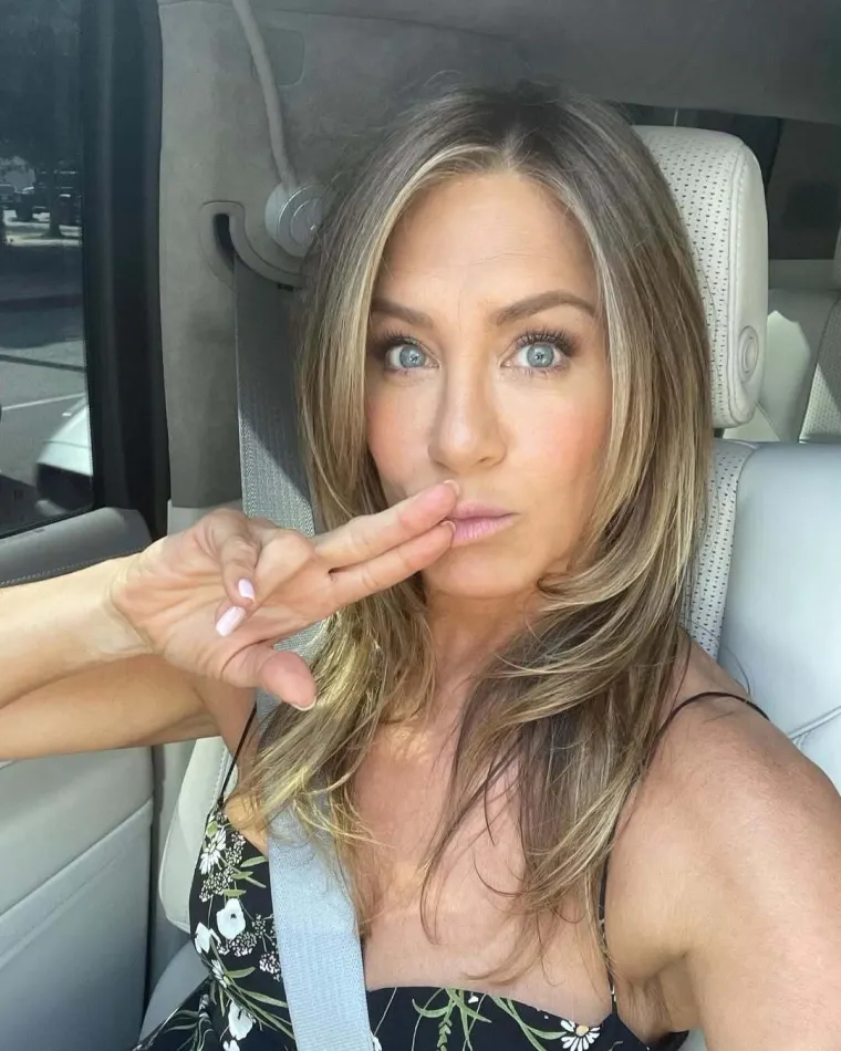 Jennifer Aniston viđena s novim muškarcem – znamo tko je on...