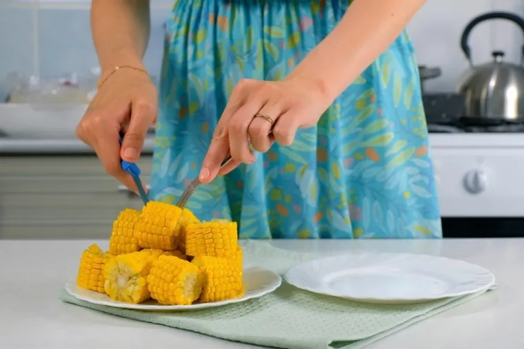 Kuhari otkrili trik: Ovako ćete brže skuhati kukuruz i bit će sočniji