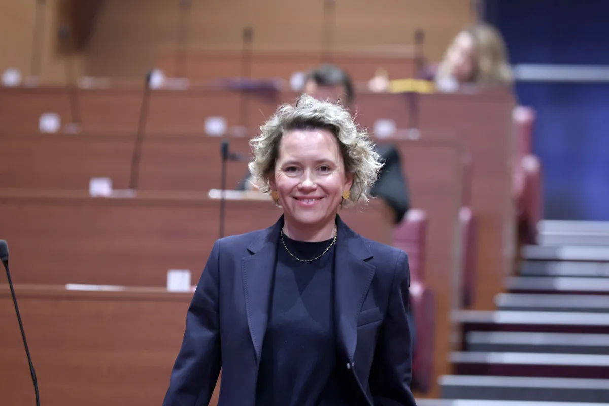 Što Ivana Kekin čita kada nije u Saboru?