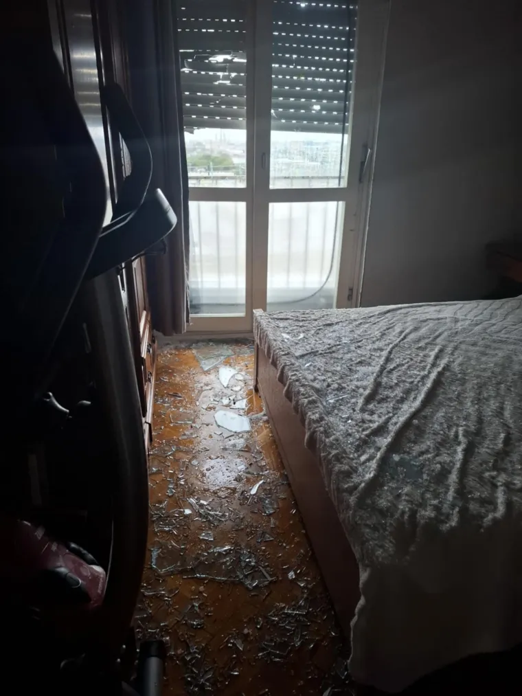 Prozori se rasprsnuli od udara vjetra: Splićanki se krhotine stakla zabile u rame!