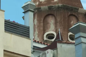 Jeste li vidjeli što postavljaju na stare zgrade u Zadru? 'Narušavajuće, ružno, agresivno'