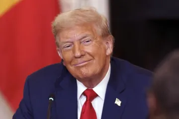 Trump opet prijeti: Evo nove runde carina za čak sedam država! Idu i do 30 posto