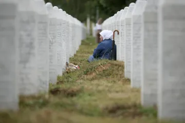 Tisuće u Maršu mira, dženaza za sedam žrtava: RTL Danas u Srebrenici na 30. obljetnicu genocida