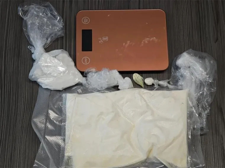 Uhitili dilera u Splitu! U stanu mu našli više od kilograma amfetamina, ali to nije sve