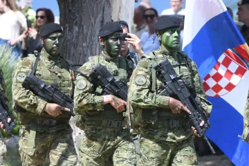 Uvođenje vojnog roka dobilo zeleno svjetlo! Ali, stiglo je upozorenje na diskriminaciju