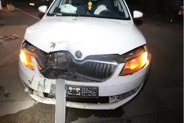 Pijan udario u rasvjetni stup i reklamu u Zagrebu: Pogledajte kakav kaos je napravio