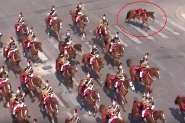 Francuzi upriličili impresivan vojni mimohod: Nije prošlo bez incidenata