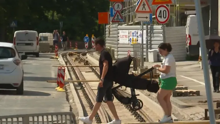 Miješalice, bušilice, gužve i zatvorene ceste: Priča o zagrebačkim ljetnim radostima