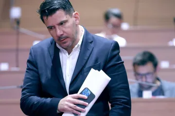 Burna rasprava, Grmoja zaratio sa svima: 'Ovakav Sabor treba ukinuti'