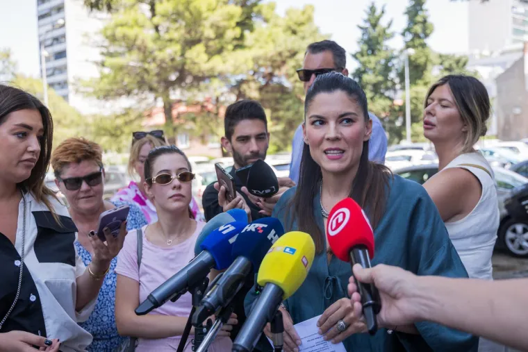 Elegancija na prvom mjestu: U dogradonačelnicu Splita svi su gledali