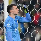 Šok za Dominika Livakovića: Mourinho prelomio i zapečatio mu sudbinu u Turskoj?