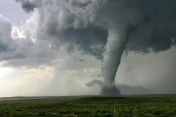 Pogodit će ih tornado? Izdana upozorenja, moguća su jaka grmljavinska nevremena