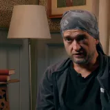 Ekipa iz štale radi na tjednom zadatku, a u obiteljskoj kući gradi se novi plan