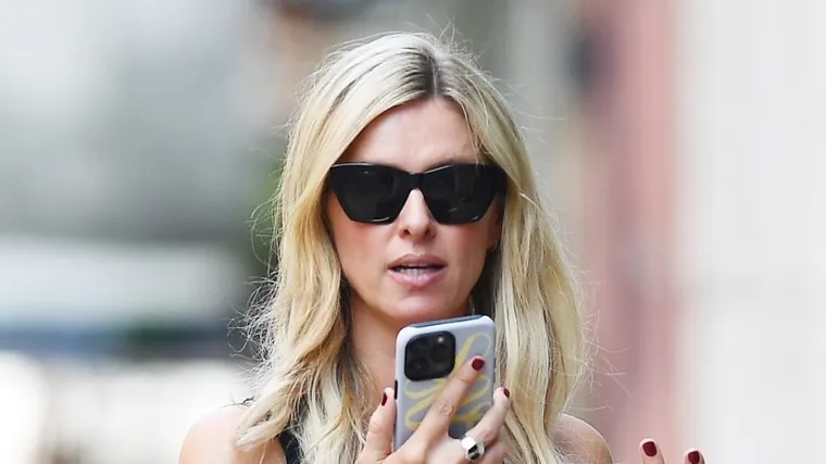 Kako izgleda mlađa sestra Paris Hilton? Viđena na Manhattanu, teško ih je razlikovati