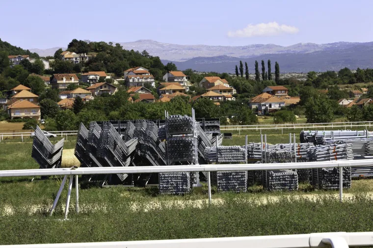 Pivo za 4 eura, koktel Thompson i drniško vino: Pogledajte ponudu hrane i pića uoči koncerta