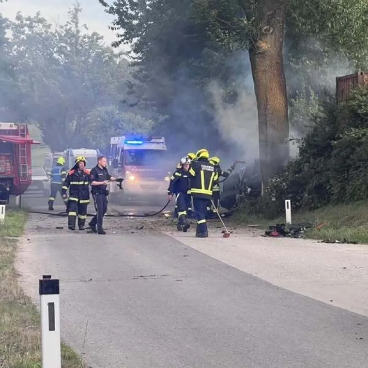 Djevojka (17) slupala luksuzni automobil: Trojica mladića ozlijeđena, jedan bi mogao ostati nepokretan