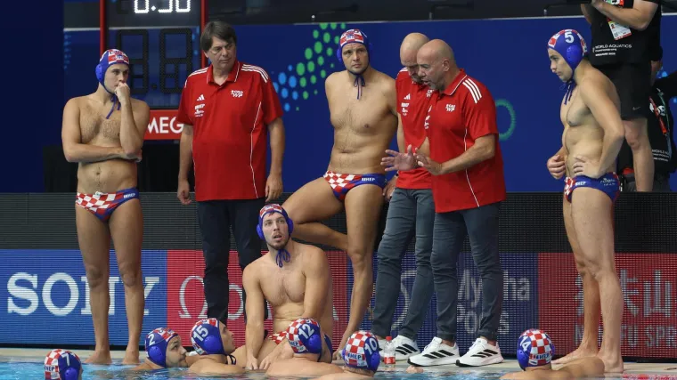 Vaterpolistice za 13. mjesto, a vaterpolisti za polufinale protiv starog znanca