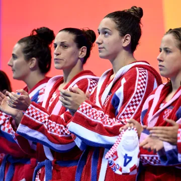 Hrvatske vaterpolistice oprostile se pobjedom: Prava drama u utakmici za povijest