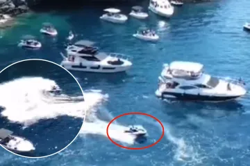 Kaos na moru! Divljak na jet skiju zalijetao se među plovila i ljude kod Koločepa, pogledajte snimku