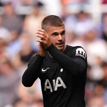 Debi iz snova: Luka Vušković zabio i asistirao u osam minuta prve utakmice za Tottenham