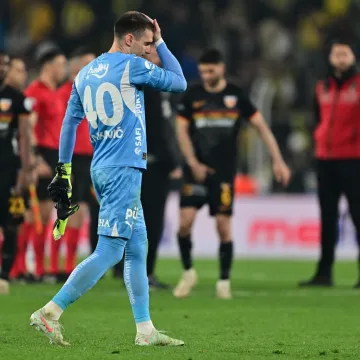 Što se događa s Livakovićem? Vatrenom pod hitno treba transfer, situacija bi mogla biti alarmantna