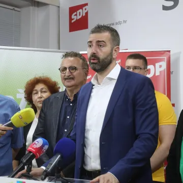 Matijević napustio SDP pa raspalio po bivšima: 'Spominjali su mi razvod, majku i sestru'