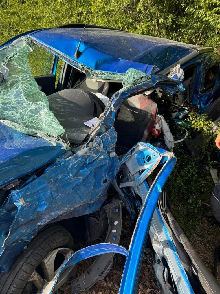 Sudar auta i kampera na Krku: Jedan vozač preminuo, drugi uhićen, a fotografije su stravične