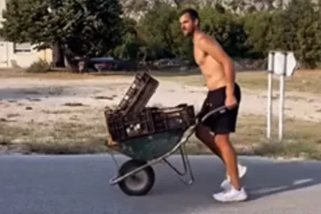 Slavni Splićanin ima milijune, a pazite kako provodi ljetovanje: 'Uvijek ima posla'